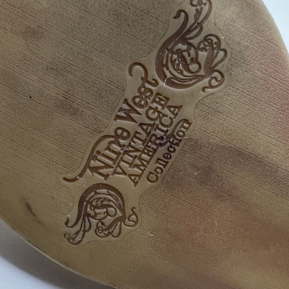 Nine West Open Toe Gold Strap NW Jaimy Wedge Heels Womens Size 8.5 M - Picture 11 of 12